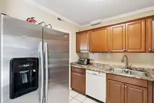 2700 Cameron Blvd, Isle Of Palms, SC 29451 - Photo 15
