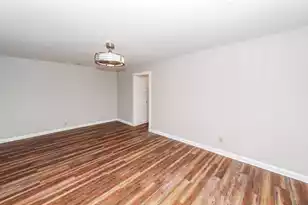 1621 Poinsettia Rd, Charleston, SC 29407 - Photo 7