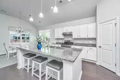 107 Yeamans Way, Summerville, SC 29483 - Photo 7