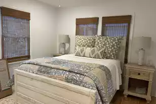 10 William St, Mount Pleasant, SC 29464 - Photo 5
