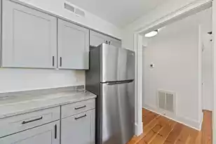 377 King St #201, Charleston, SC 29401 - Photo 9