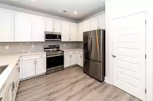 7722 Park Gate Dr, North Charleston, SC 29418 - Photo 9