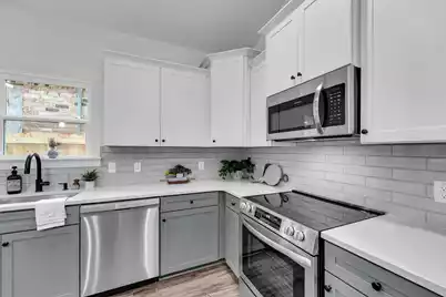 2025 Riverview Avenue, North Charleston, SC 29405 - Photo 7