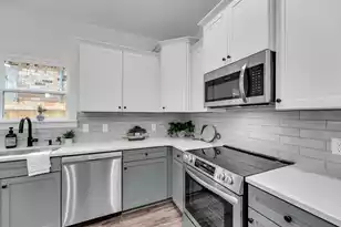 2025 Riverview Ave, North Charleston, SC 29405 - Photo 7
