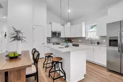 2025 Riverview Avenue, North Charleston, SC 29405 - Photo 9