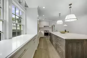2315 Mt Pleasant St, Charleston, SC 29403 - Photo 13