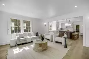 2315 Mt Pleasant St, Charleston, SC 29403 - Photo 9