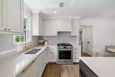 2315 Mount Pleasant Street, Charleston, SC 29403 - Photo 13