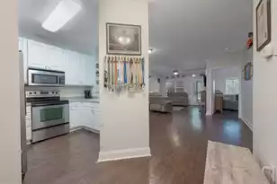 1508 Basildon Rd, Mount Pleasant, SC 29466 - Photo 11