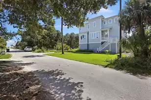 912 Cheehaw St, Edisto Island, SC 29438 - Photo 1