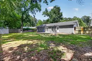450 Longleaf Dr, Summerville, SC 29483 - Photo 3