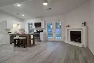450 Longleaf Dr, Summerville, SC 29483 - Photo 11