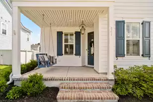 645 Blueway Ave, Summerville, SC 29486 - Photo 5