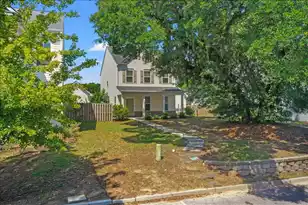 489 Spring Hollow Dr, Charleston, SC 29492 - Photo 1