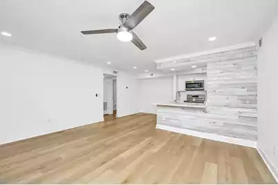 1481 Center Street Extension #1005, Mount Pleasant, SC 29464 - Photo 5