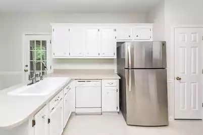 615 Majestic Oak Drive, Charleston, SC 29412 - Photo 17