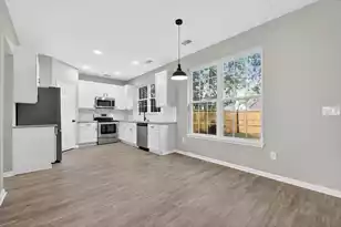 215 Evesham Dr, Summerville, SC 29485 - Photo 9