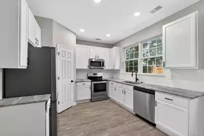 215 Evesham Drive, Summerville, SC 29485 - Photo 13