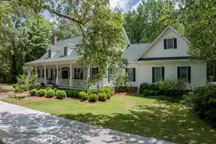 101 Drayton Dr, Summerville, SC 29483 - Photo 5