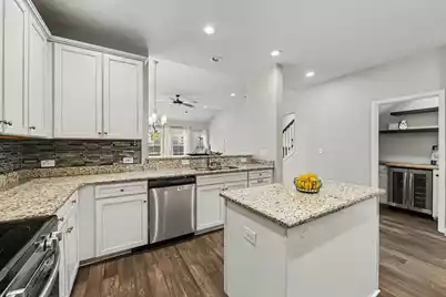211 Pavilion Street, Summerville, SC 29483 - Photo 11