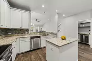 211 Pavilion St, Summerville, SC 29483 - Photo 11