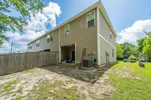 217 Alston St, Summerville, SC 29483 - Photo 17