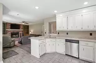 325 Courtney Round, Summerville, SC 29486 - Photo 13