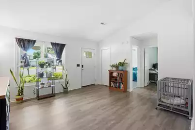 325 Courtney Round, Summerville, SC 29486 - Photo 5