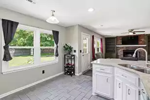 325 Courtney Round, Summerville, SC 29486 - Photo 15