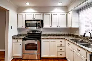 2 Poulnot Ln, Charleston, SC 29401 - Photo 11