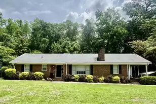 115 Woodlawn St, Walterboro, SC 29488 - Photo 1