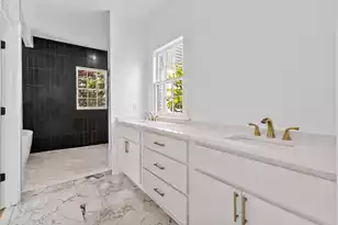 2 Henrietta St, Charleston, SC 29403 - Photo 13