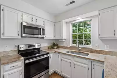 2060 Presidio Drive, Mount Pleasant, SC 29466 - Photo 13