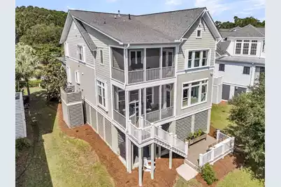 2072 Amenity Park Drive, Mount Pleasant, SC 29466 - Photo 13