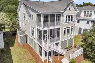 2072 Amenity Park Dr, Mount Pleasant, SC 29466 - Photo 13