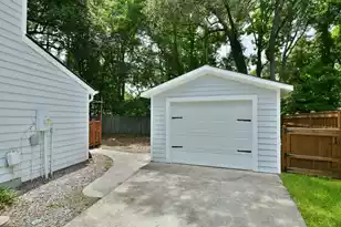 1942 Tison Ln, Mount Pleasant, SC 29464 - Photo 35