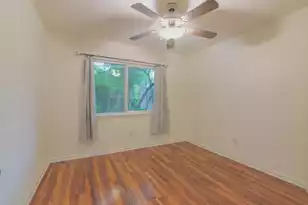 266 Alexandra Dr, Mount Pleasant, SC 29464 - Photo 13