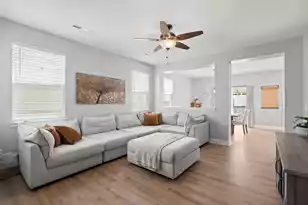 8815 Shadowglen Dr, North Charleston, SC 29420 - Photo 5