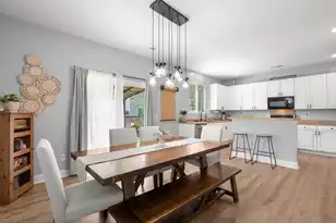 8815 Shadowglen Dr, North Charleston, SC 29420 - Photo 11
