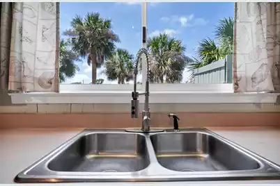 111 Palmetto Boulevard, Edisto Beach, SC 29438 - Photo 11