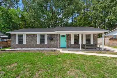 313 Dorchester Manor Boulevard, North Charleston, SC 29420 - Photo 1