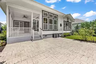 3573 Crosstrees Ln, Mount Pleasant, SC 29466 - Photo 23