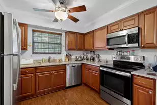 2362 Parsonage #Apt 5E, Charleston, SC 29414 - Photo 11