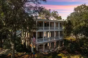 2112 Parkway Dr, Charleston, SC 29412 - Photo 5