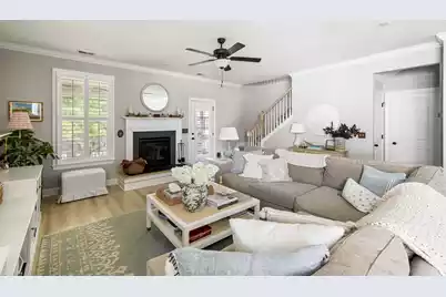 2824 Wagner Way, Mount Pleasant, SC 29466 - Photo 3