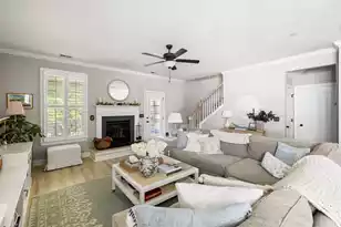 2824 Wagner Wy, Mount Pleasant, SC 29466 - Photo 3
