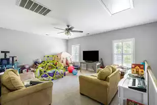 2824 Wagner Wy, Mount Pleasant, SC 29466 - Photo 9
