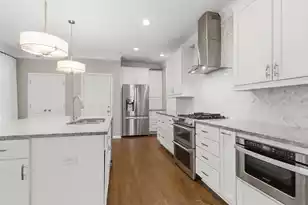 1061 Barfield St, Charleston, SC 29492 - Photo 13