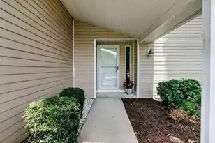 56 Shadowmoss Pkwy, Charleston, SC 29414 - Photo 5