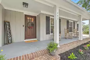 203 Shaftesbury Ln, Summerville, SC 29485 - Photo 5
